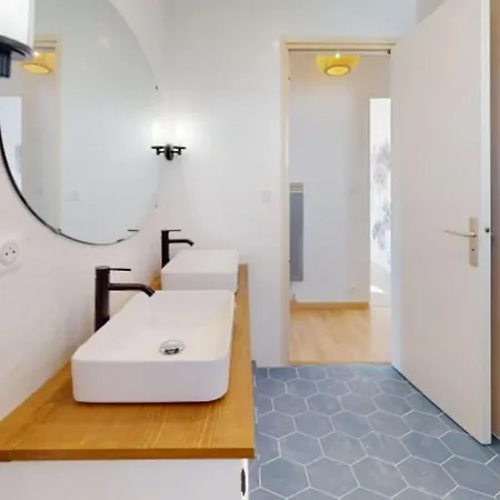 Maison Avec Dependance 4*
