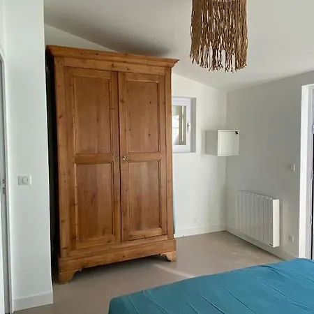 Maison Avec Dependance Hotel 4*