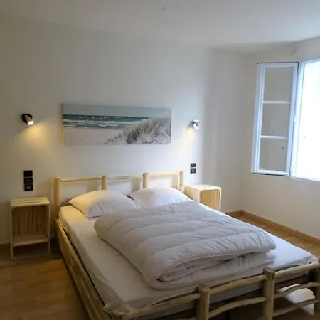 Maison Avec Dependance La Flotte